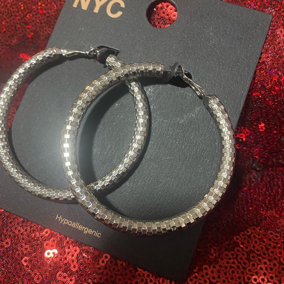 Madden NYC jewelry 4pc - Picture 2 of 8